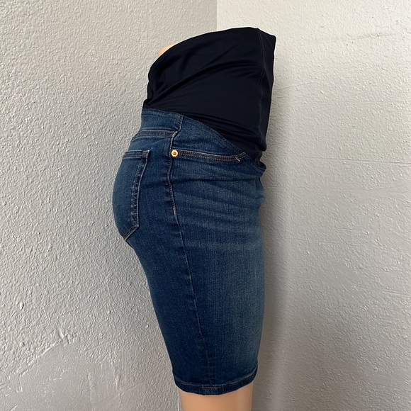 Isabel Maternity Bermuda Shorts - Picture 4 of 12